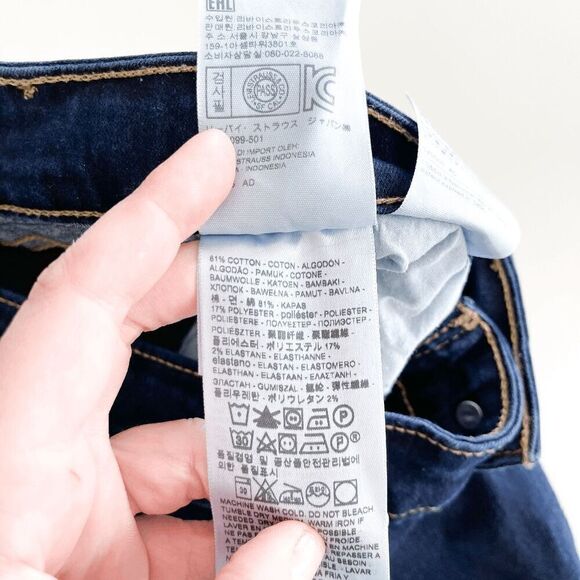 Levis 711 Womens Classic Medium Wash Denim Skinny Jeans Stretch Blue Size 27 - Picture 3 of 10